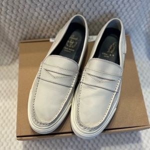 Cole Haan Grand OS Pinch Maine Classic  | Size 10M | Light Grey